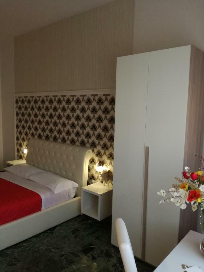 B&B Abatjour - Ambiente Sanificato - Test Antilegionella Assolto ฟอจเจีย ภายนอก รูปภาพ
